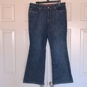 Women’s Jeans- brand new- never worn